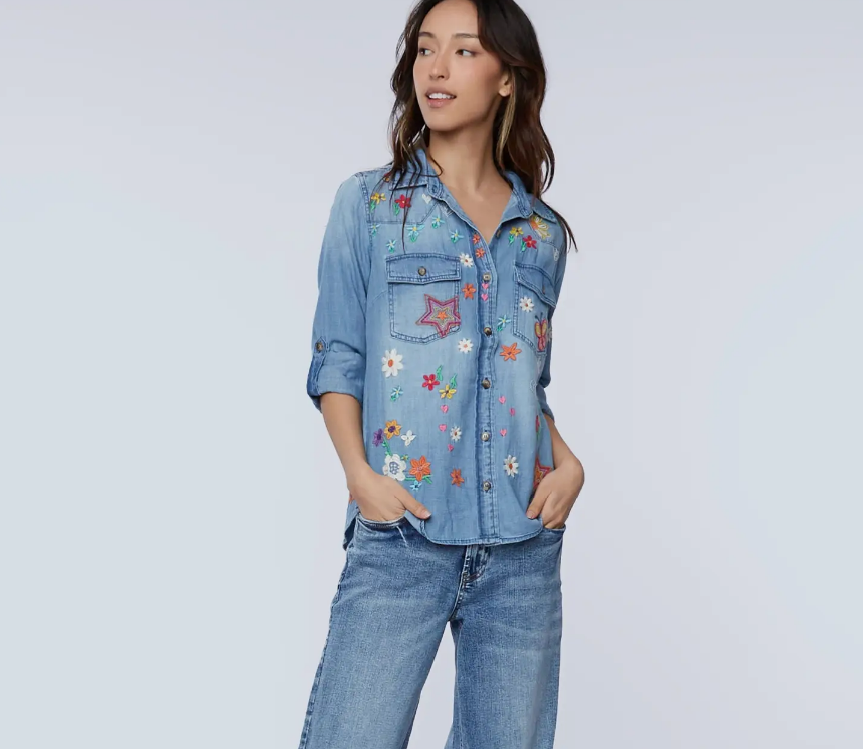 Tie Dye jeans by Next and Vintage denim shirt - Les Berlinettes